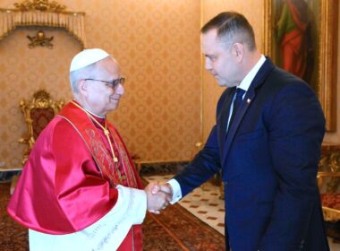 Prezydent zaprosił papieża