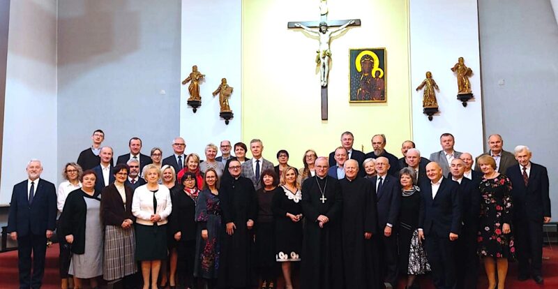 Biskup Marek Mendyk Akcja Katolicka potrzebuje