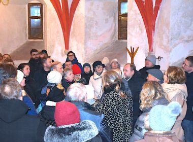 Katedralne krypty znakiem