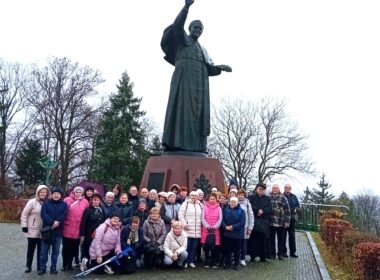 Pielgrzymka do świętych