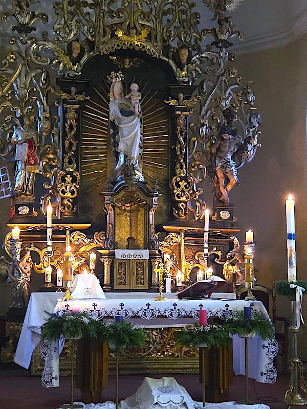 Roraty i wspólne śniadanie