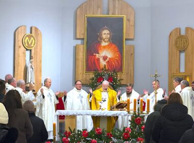 Biskup Marek Mendyk Zapalajcie świeckich