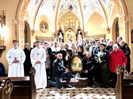 Pielgrzymująca Matka Trzykroć