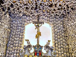 Sanktuarium milczenia i zadumy