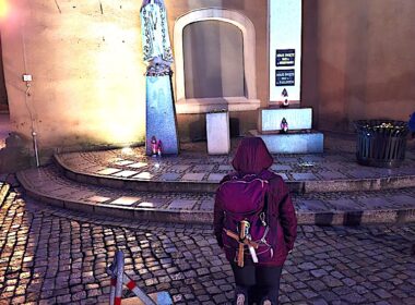 Uczestnicy Ekstremalnej Drogi Krzyżowej ze