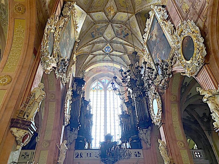 Kiedy Kościół śpiewa