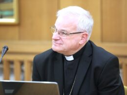 Powstaje katechizm społeczny