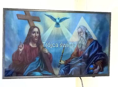 Trójca Święta pozostanie